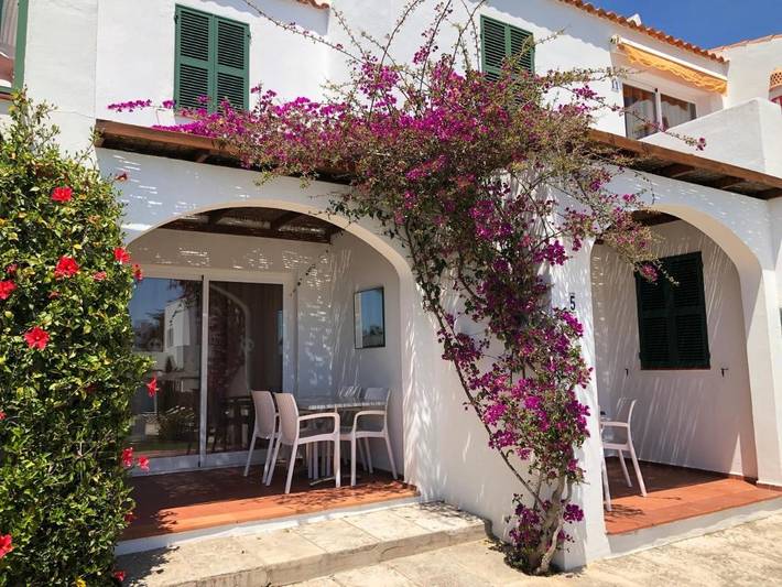Gîte pour 3 personnes, avec jardin et piscine ainsi que bassin pour enfant et vue à Cala en Blanes - 2