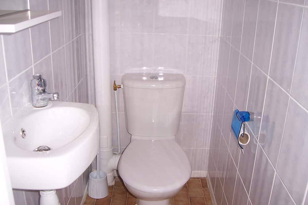 Cap d'Agde 2 Chambre Villa T3 maison entière / parking / plage / piscine / commerces / golf / promenades in Cap d'Agde, Agde