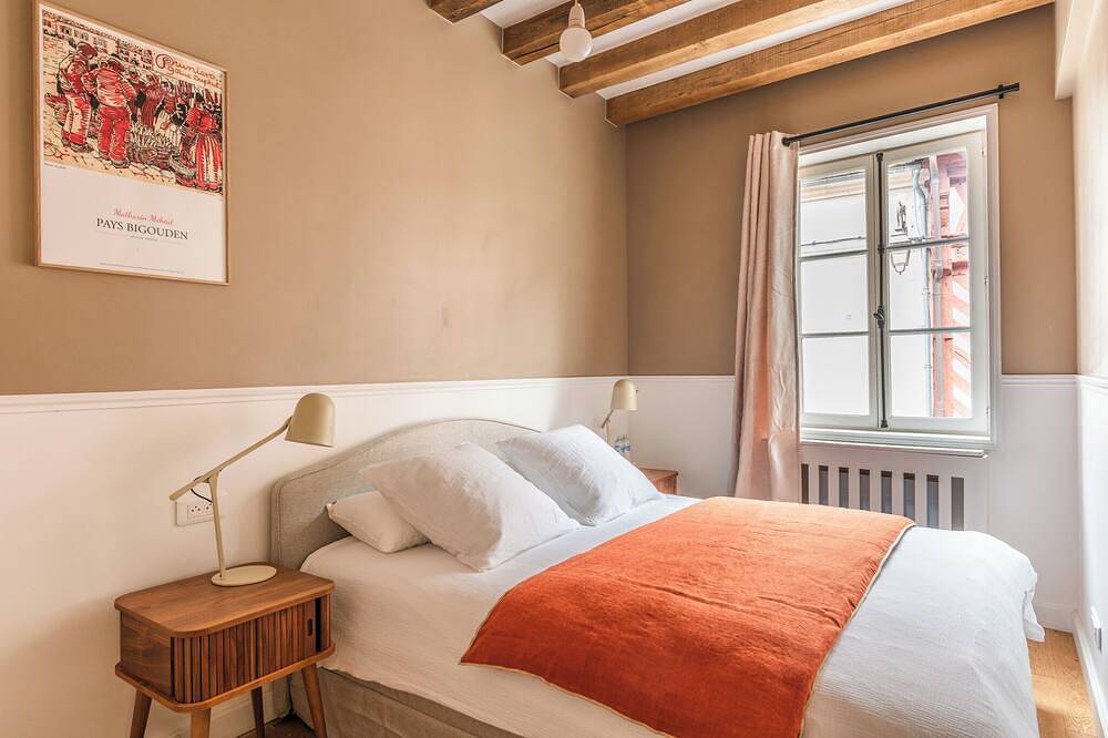 Maison De Ville 90 m2 Plein Centre Houdan A 5 mn A Pied De La Gare in Houdan, Yvelines