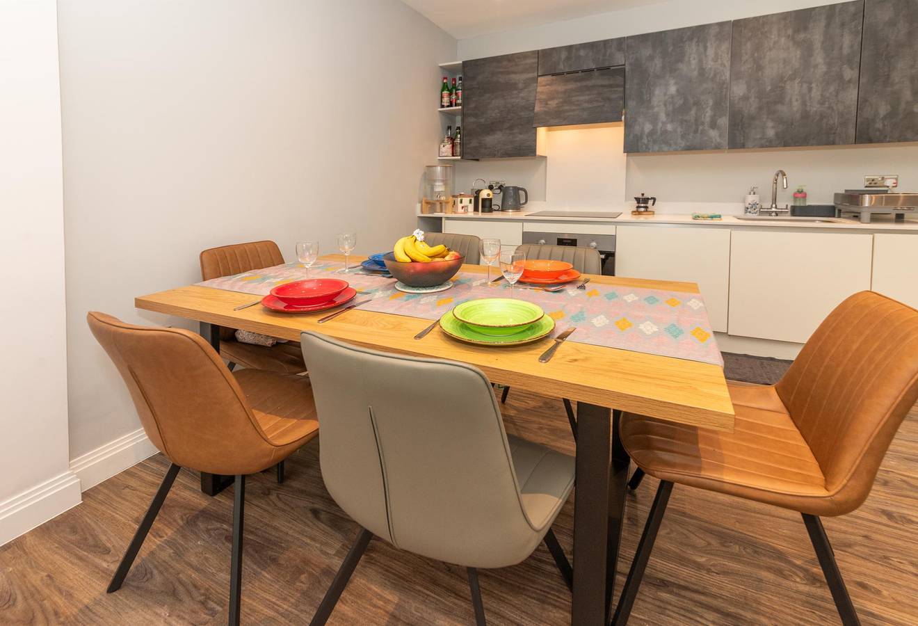 Apartamento entero, Brand-New Spacious Flat | For Business & Leisure - Pass the Keys in Reading, Berkshire