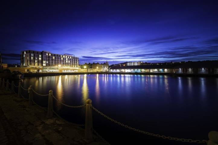 Hôtel pour 2 personnes, avec Jacuzzi ainsi que Piscine et Sauna à Dundee