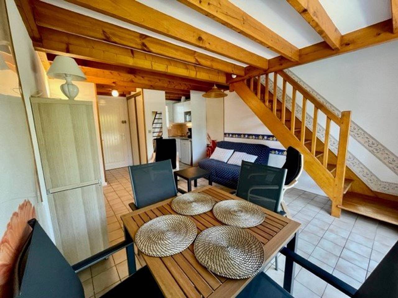 Casa encantadora de 3 piezas cerca de la playa con estacionamiento y jardín, admite mascotas in Saint-Pierre-Quiberon, Côte des Mégalithes