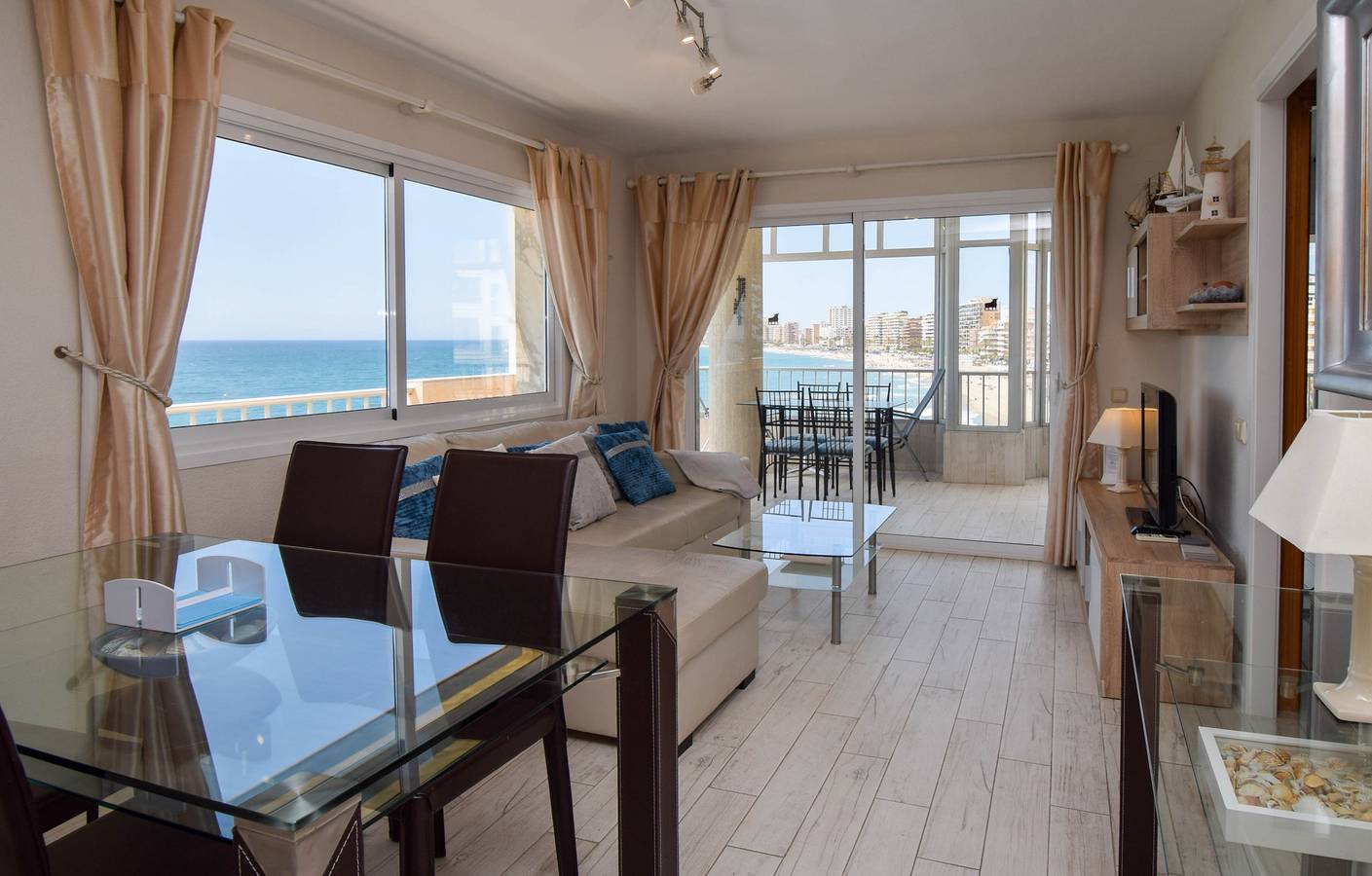 Hel lejlighed, Ref: 271 in Torreblanca (Fuengirola), Fuengirola