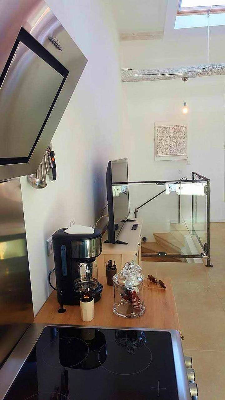 Appartement entier, One-Bedroom Apartment in Forcalquier, Parc naturel régional du Luberon