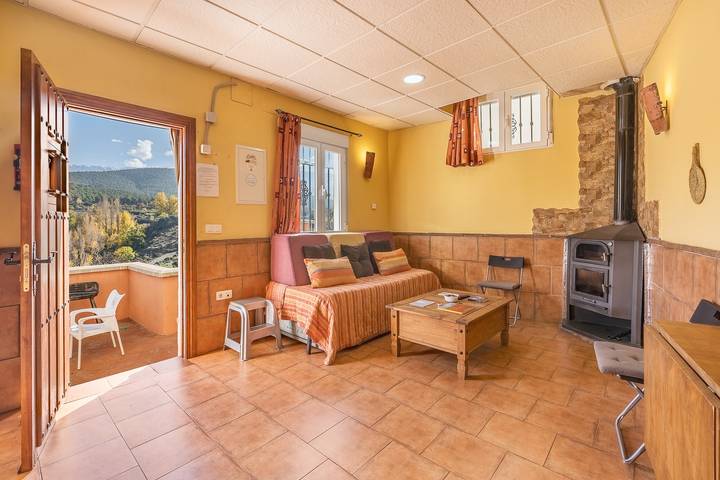 Hel lejlighed, Apartment 'Tizná' with Mountain View, Shared Terrace and Wi-Fi in Jerez del Marquesado, Geoparque de Granada