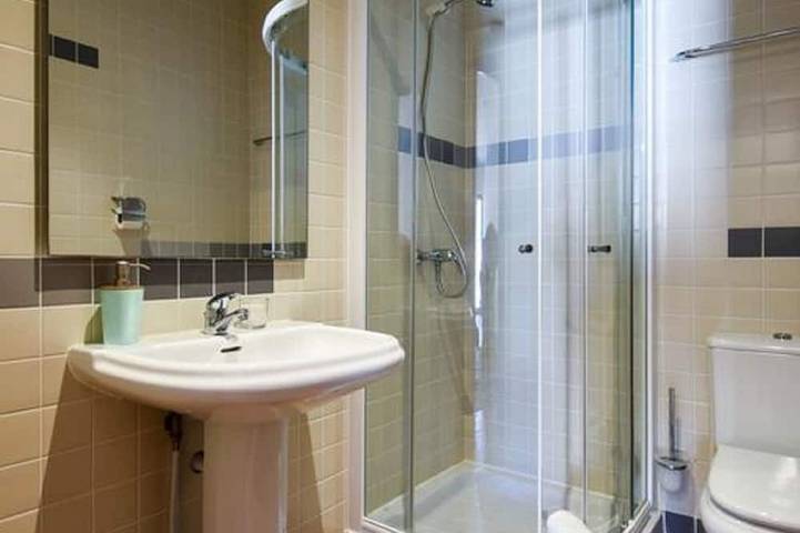 Ferienhaus für 4 Personen, mit Balkon und Garten - 1