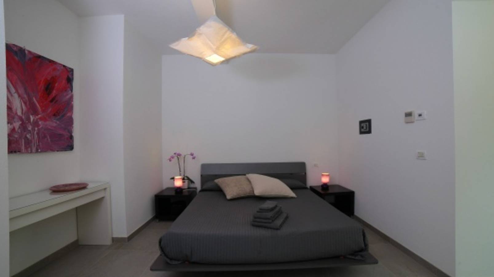 Chambre d'hôtes Loggia degli Artisti 'Deluxe Room Two' avec piscine partagée et climatisation in Palazzolo dello Stella, Province d'Udine