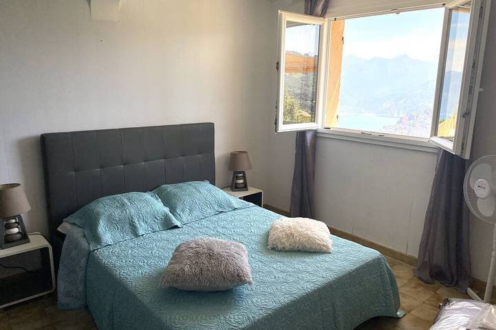 Gîte pour 4 personnes, avec jardin et terrasse, animaux acceptés dans Office De Tourisme De Piana - 3
