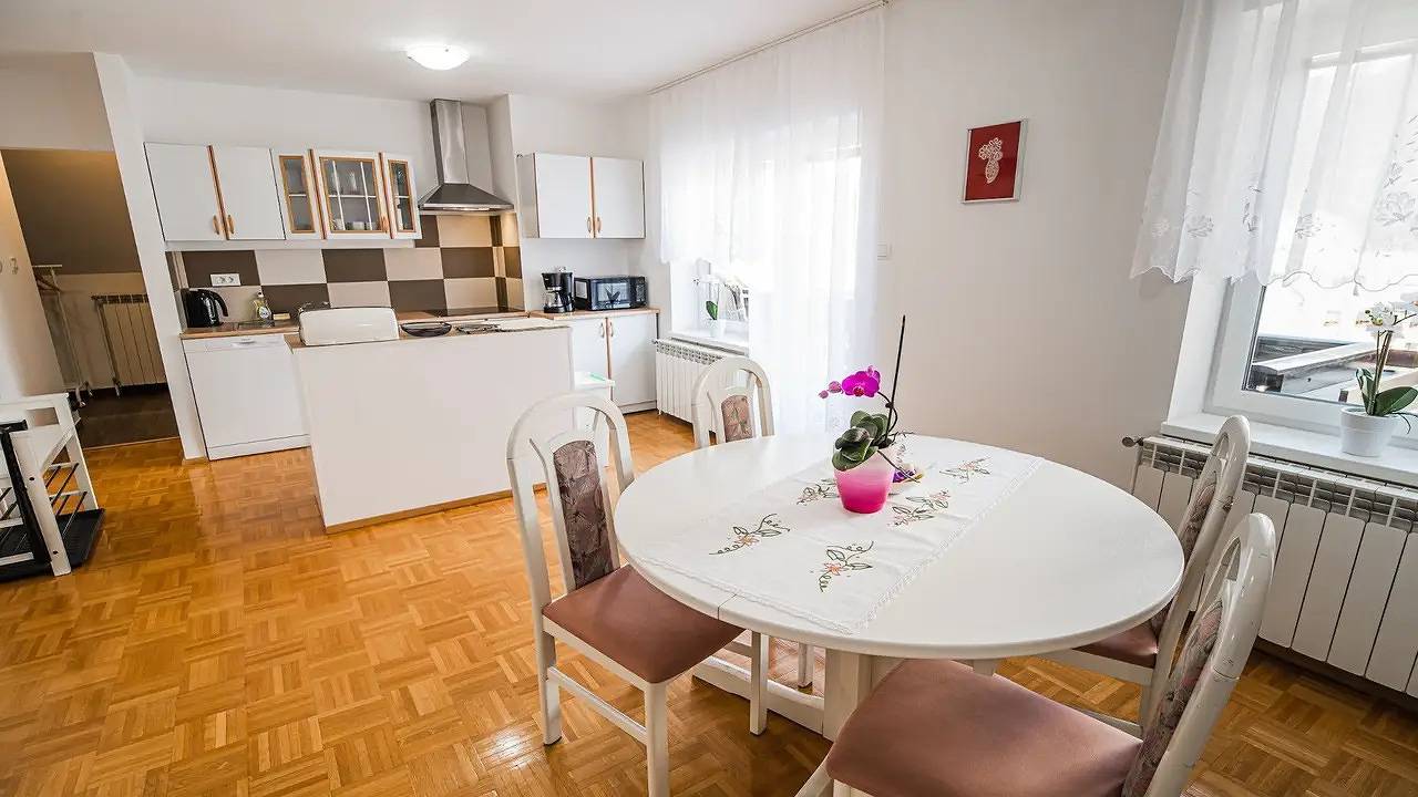 Ganze Ferienwohnung, Ferienwohnung für 4 Personen (50 m²) in Bovec in Bovec, Triglav Nationalpark