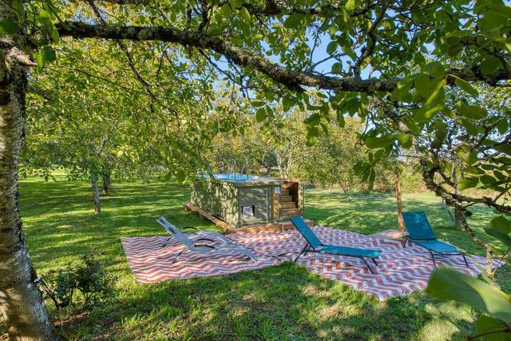 Gîte pour 2 personnes, avec piscine ainsi que vue et jardin à Saint-Cybranet - 3