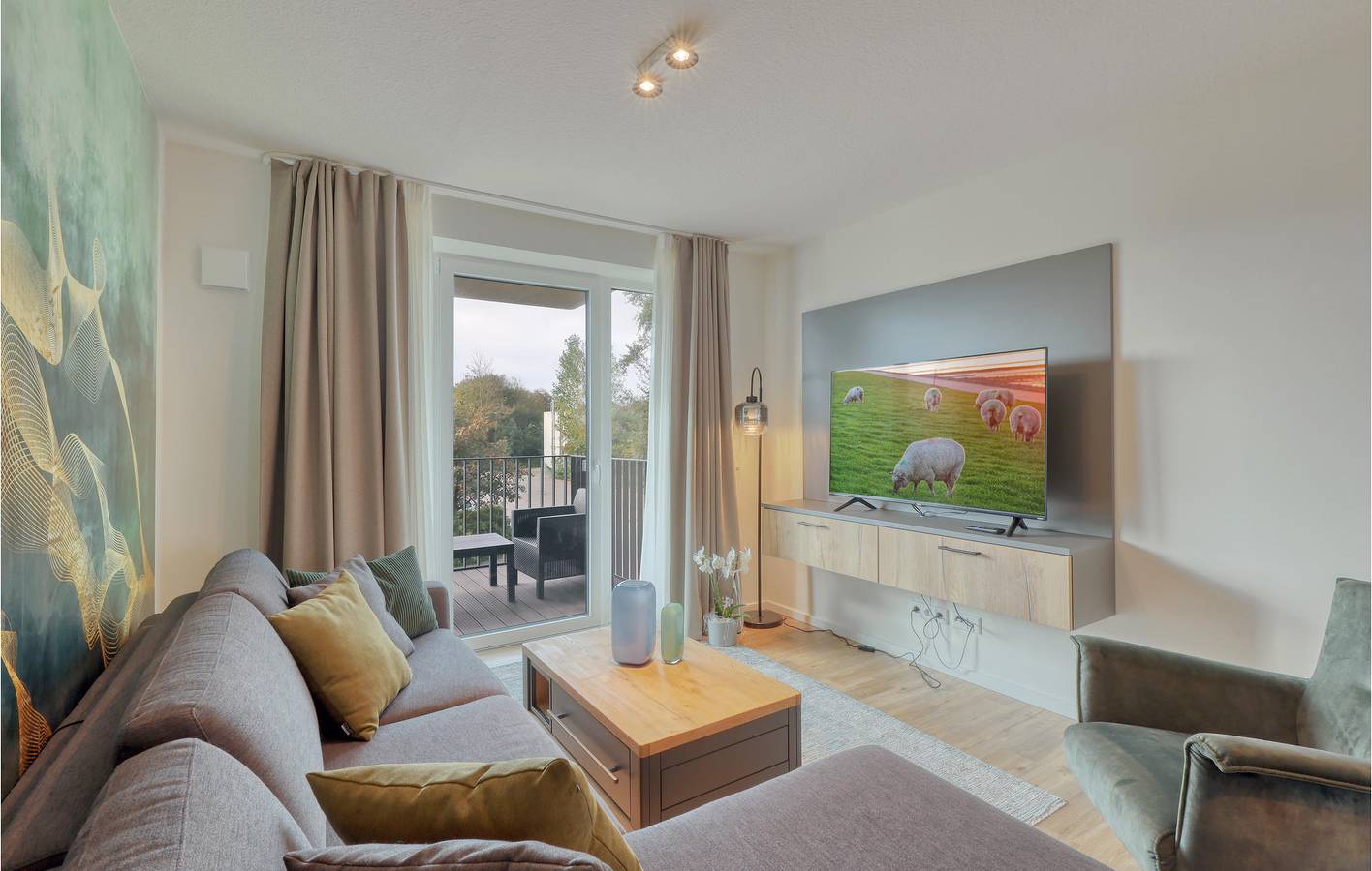 Ganze Ferienwohnung, Gemütliche 71qm Wohnung - Strand 2km - Terrasse & Wi-Fi in Nordstrand (Gemeinde), Nordstrand