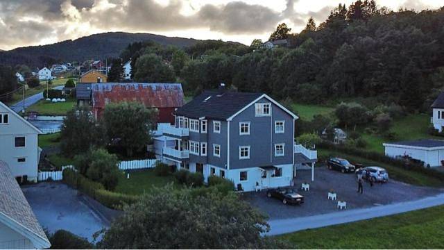 Ferienwohnung für 7 Personen, mit Terrasse und Garten in Eide - 4