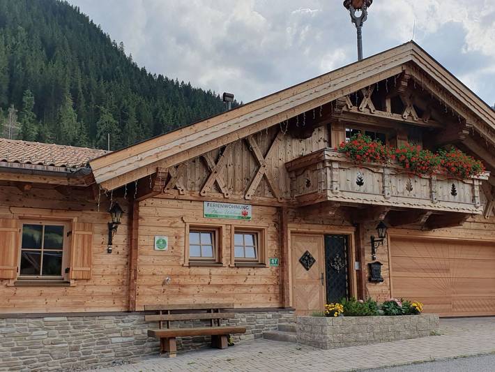 Ferienwohnung für 4 Personen, mit Terrasse und Garten in Tannheim (Tirol)