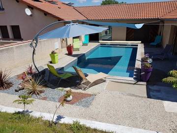 Hôtel pour 2 personnes, avec jardin ainsi que piscine et vue à Mazeyrat-d'Allier