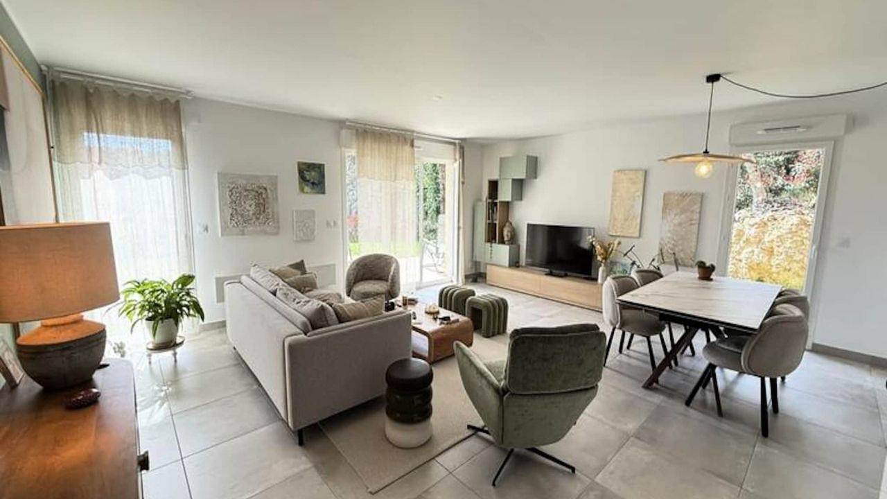 Entire holiday apartment, Ferienwohnung für 2 Personen (71 m²) in Valbonne in Valbonne, Cannes region