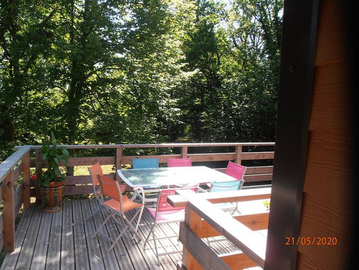 Chalet pour 7 personnes, avec balcon et jardin dans le Jura - 4