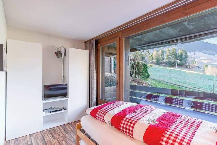Ganze Wohnung, Alpine Studio for 4 in Nature Parc balcony&Parking in Diemtigen, Frutigen - Lenk - Adelboden