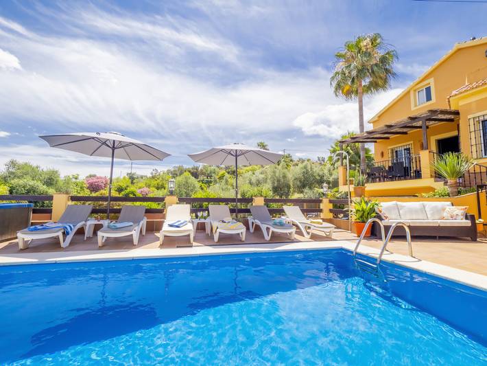 Casa rural para 13 personas, con jardín y jacuzzi en Cártama - 2