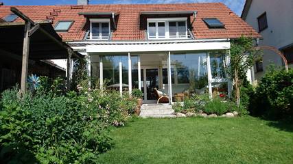 Ferienhaus für 8 Personen, mit Garten in Rhein (Deutschland)