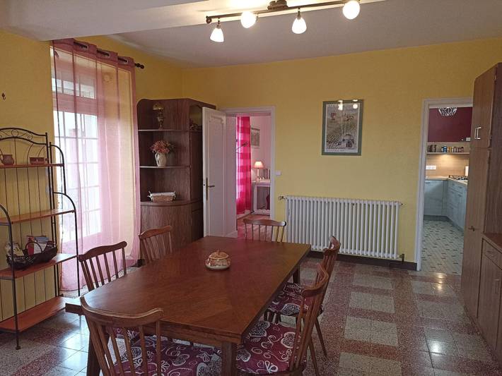 Gîte charmant sur exploitation viticole avec terrasse et équipements famille in Molosmes, Arrondissement d'Avallon