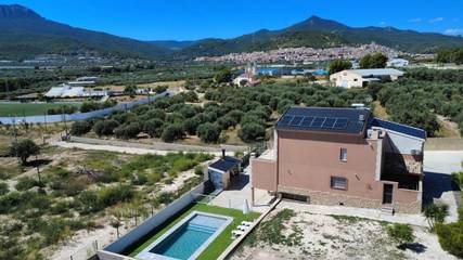 Chalet para 24 personas, con piscina además de vistas y jardín en Comarca del Noroeste (Murcia)