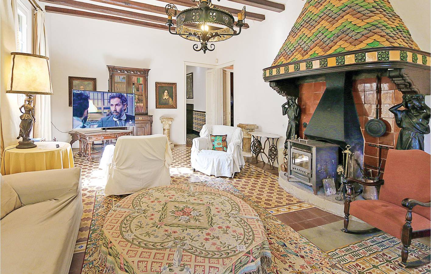 Spacious Pool Apartment with WiFi in Vilanova del Vallès, Barcelona Province