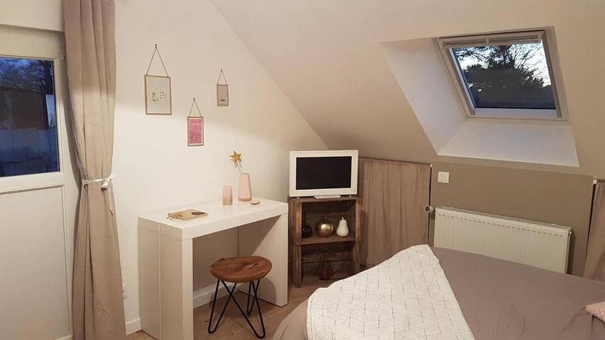 Chambre d’hôte pour 2 personnes, avec Balcon et Terrasse ainsi que Jardin et Vue