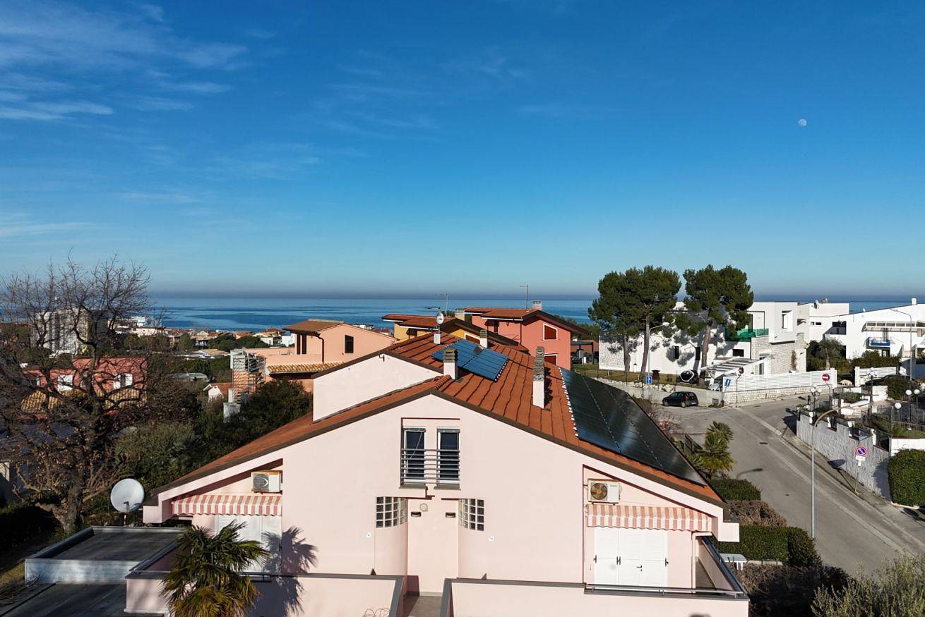 Apartamento entero, Palme 8 - Marcelli, three-room apartment with private garden, Residence Le Palme in Riviera del Conero