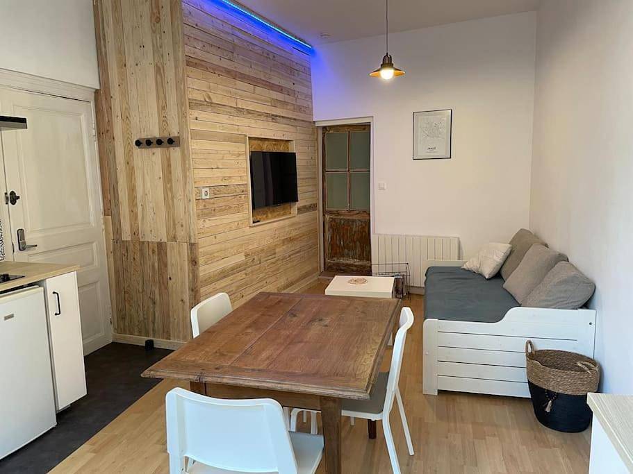 Appartement entier, Appartement 2 pièces Classé 2 * * in Janzé, Région de Rennes