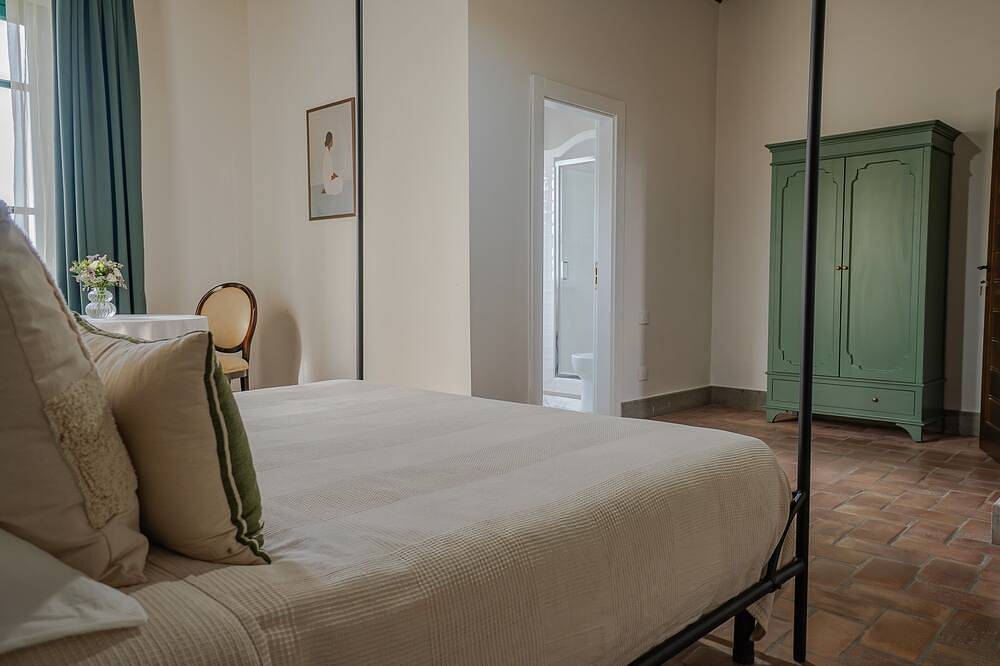 Historic farmhouse nestled in the Castelli Romani countryside in Velletri, Rom Provinz