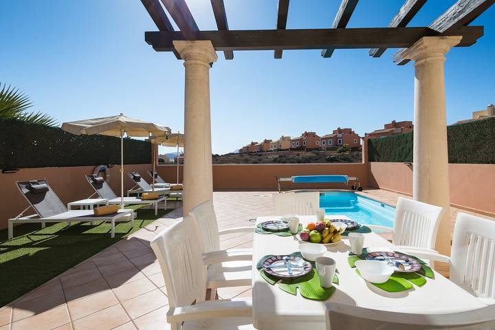 Casa rural para 6 personas, con piscina y terraza, Familias con niños en Corralejo - 2