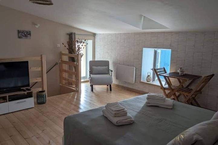Location de vacances pour 3 personnes, avec jardin à Bernay-Saint-Martin - 3