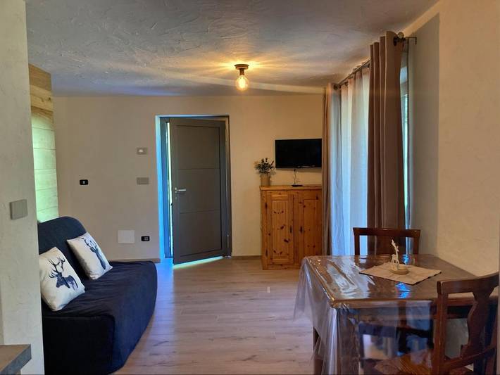 Gîte pour 2 personnes, avec vue et terrasse, animaux acceptés à Bionaz - 4