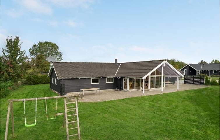 Ferienhaus für 14 Personen, mit Terrasse und Garten sowie Whirlpool und Sauna, mit Haustier in Råbylille Strand - 3