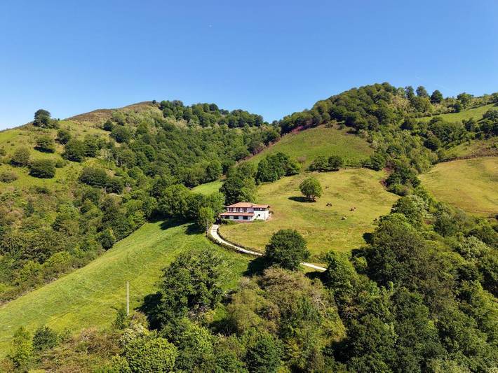 Casa de vacaciones para 10 personas, con Terraza y Vistas en Valle de Baztan