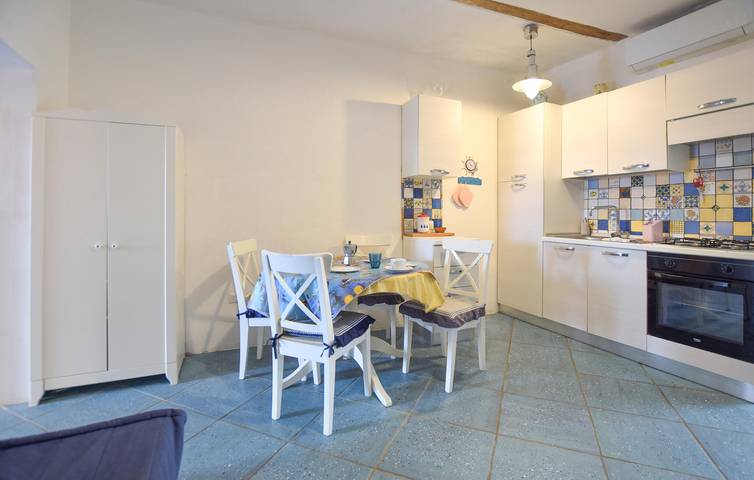 Ganze Ferienwohnung, Gemütliche Wohnung mit Klimaanlage und Parkplatz - Scario Zentrum, 1km von der Küste in Scario, San Giovanni a Piro