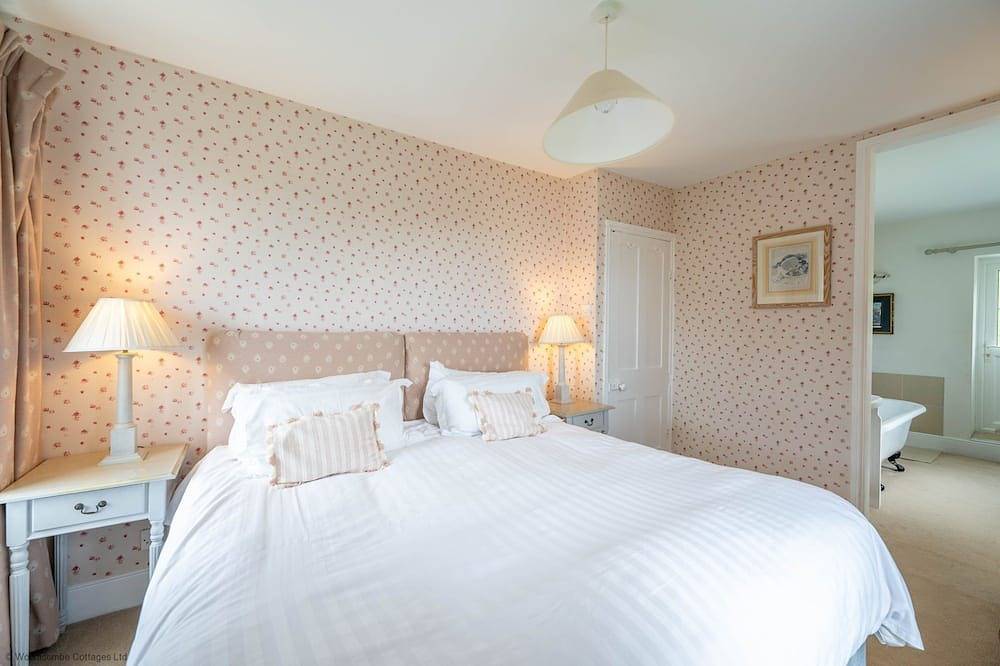 Entire apartment, Rosemary Cottage - Three Bedroom House, Sleeps 5 in Devon