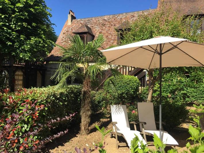 Location de vacances pour 2 personnes, avec Jacuzzi et Terrasse ainsi que Jardin et Piscine à Baneuil - 4