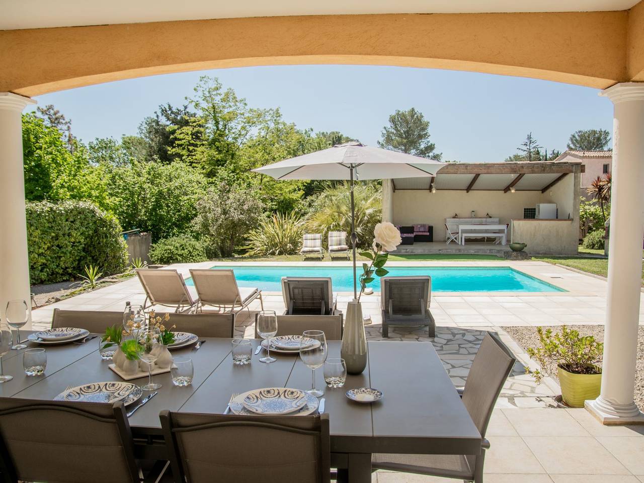 Villa with air conditioning and private pool in Bagnols-en-Forêt, Region de Draguignan
