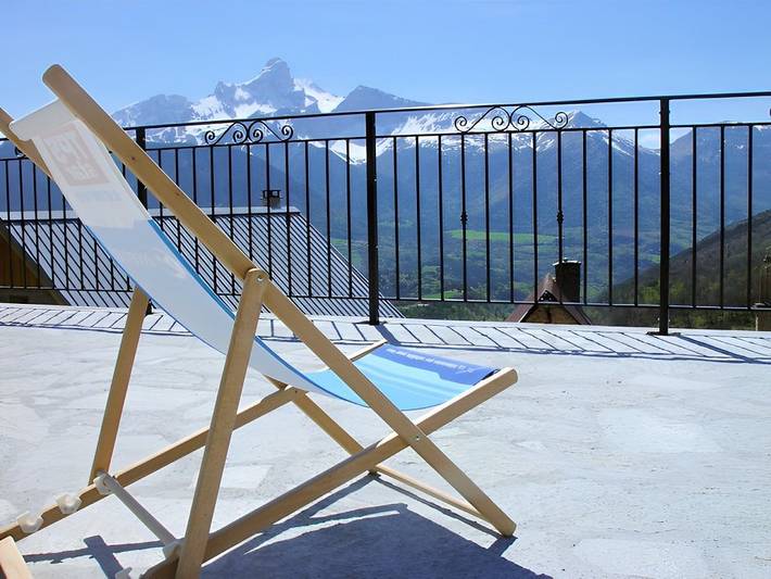 Gîte pour 11 personnes, avec jardin et terrasse, animaux acceptés dans l' Isère - 3