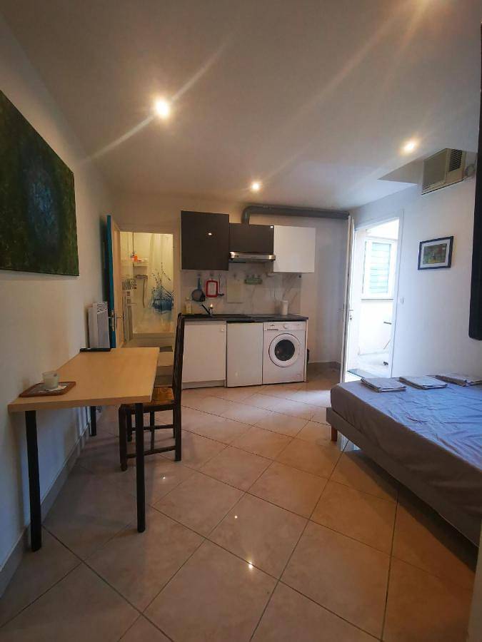Appartement entier, One-Bedroom Apartment in Vitry-sur-Seine, Val-de-Marne