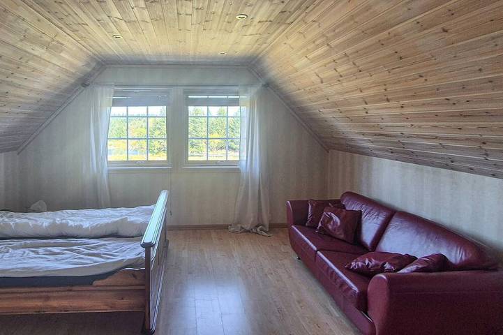 Ferienhaus für 9 Personen, mit Garten in Austrheim - 3