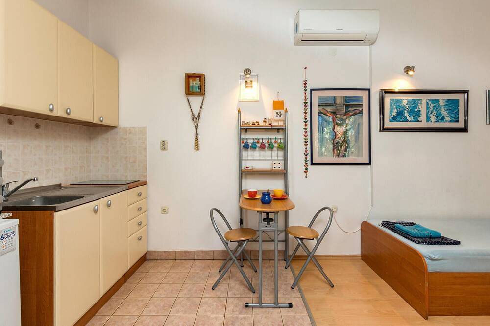 Awesome home in Premantura with Wifi in Premantura, Southcoast Istria