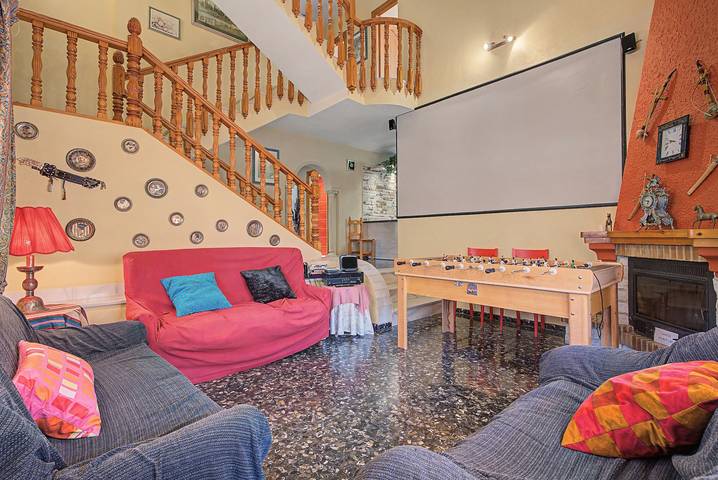 Haustierfreundliche "Villa Serymar" mit herrlichem Berg- und Meerblick, privatem Pool und WLAN in Almuñecar, Costa Tropical