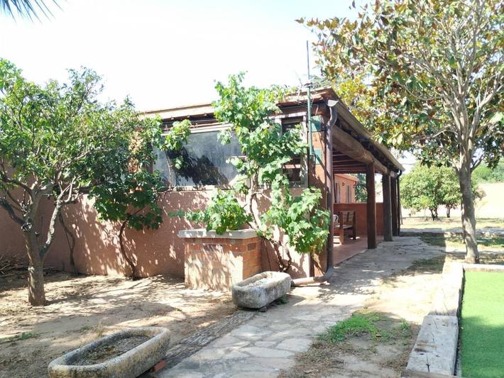 Chalet para 15 personas, con jacuzzi y terraza además de piscina y jardín en Provincia de Tarragona - 3