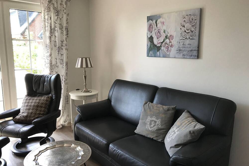 Ganze Wohnung, Sylter Rose - Südterrasse mit Strandkorb in Westerland, Sylt (Gemeinde)
