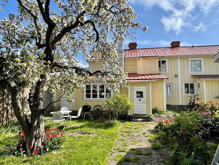 Ferienwohnung für 4 Personen, mit Terrasse und Garten - 1