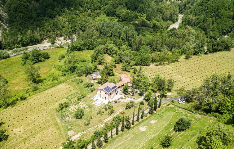 Appartement de vacances pour 4 personnes, avec Terrasse et Jardin à Fivizzano