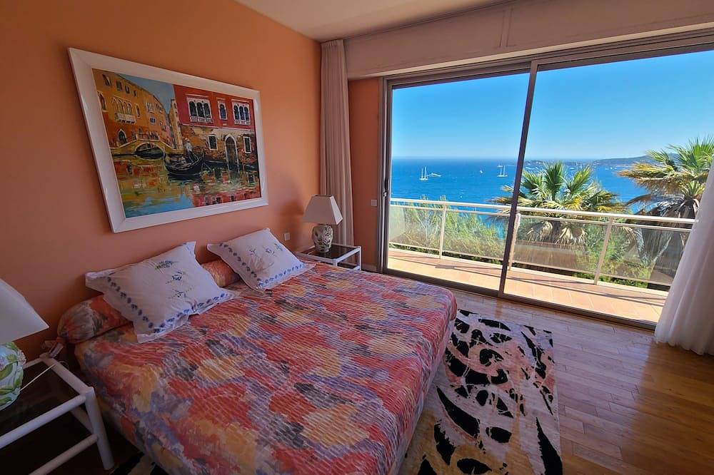 Villa Eze sur mer - Vue Saint Jean Cap Ferrat in Èze, Région de Nice