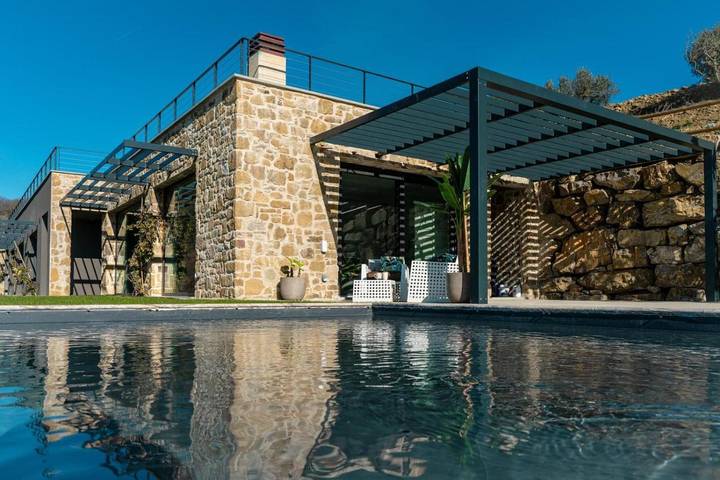 Villa per 6 persone, con Terrazza e Giardino nonché Piscina e Panorama a Passignano sul Trasimeno